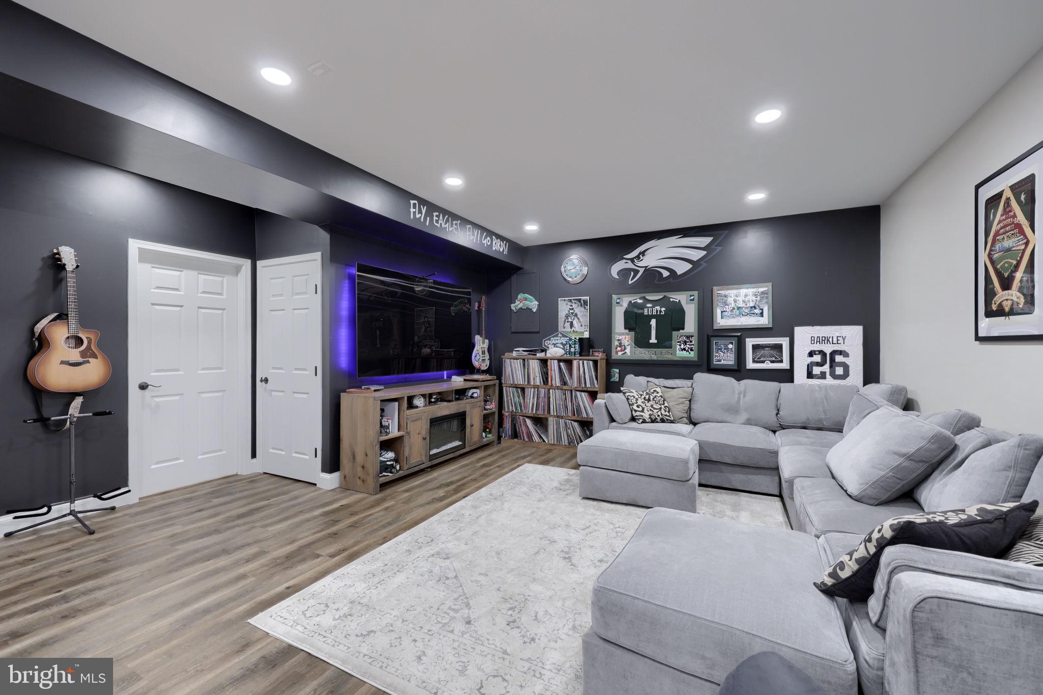 HAWK VALLEY ESTATES - Residential