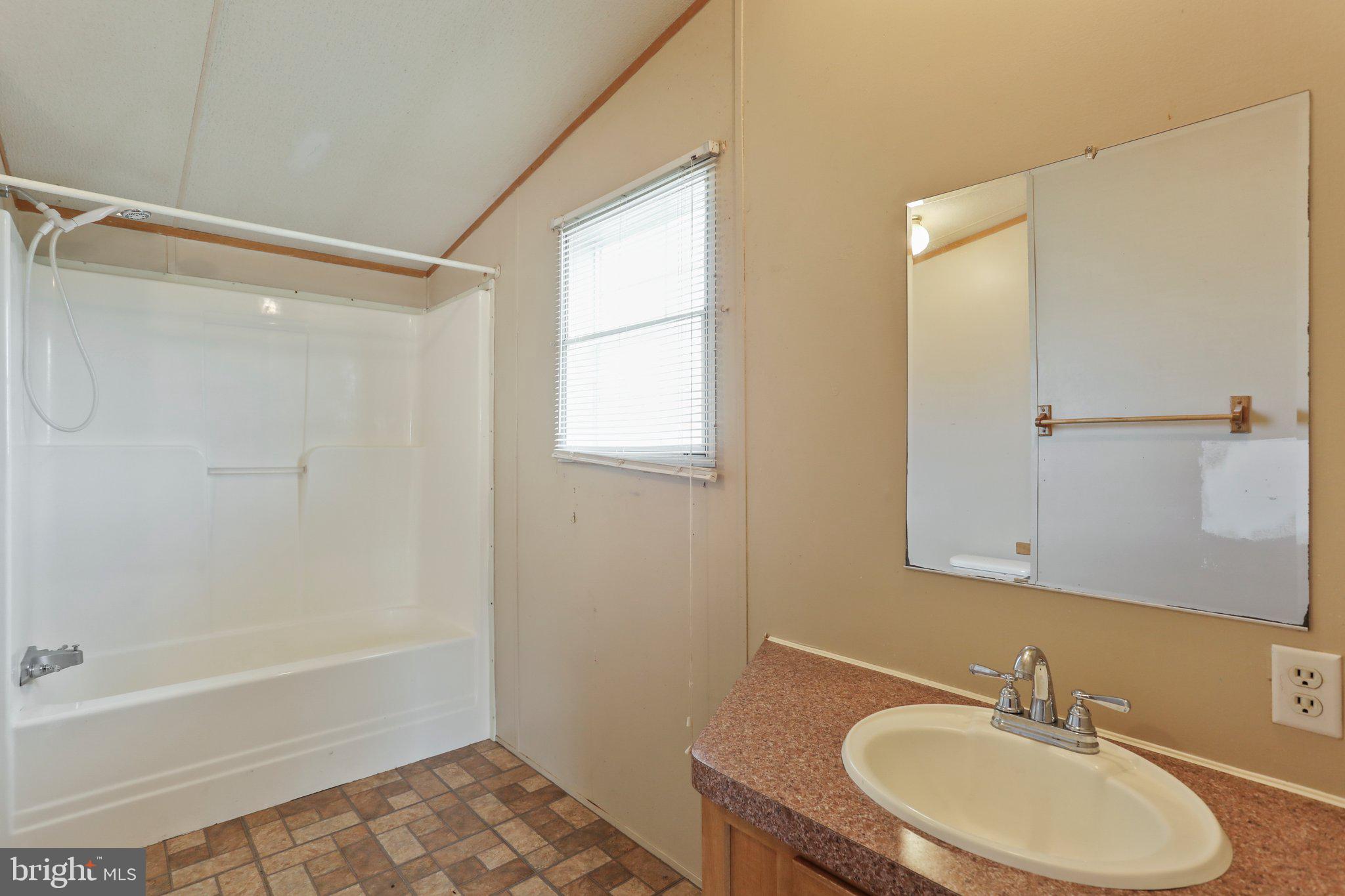 ROYAL CREST ESTATES - Residential