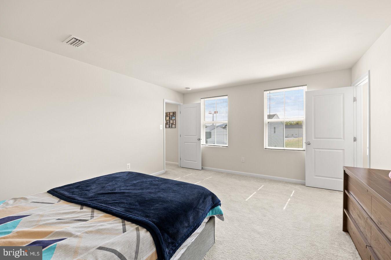 MIDDLETOWN - Residential