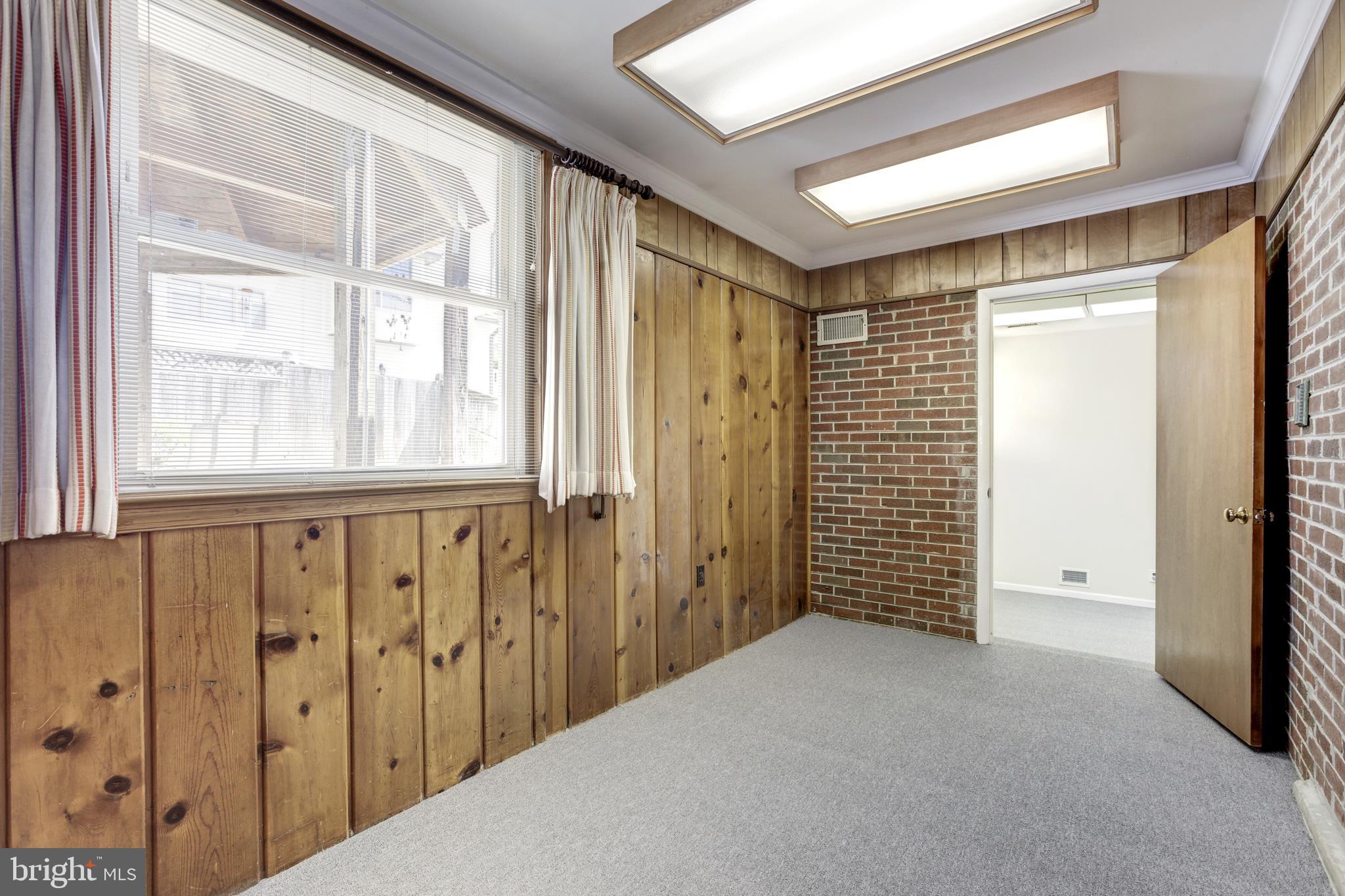 SILVER SPRING - Residential