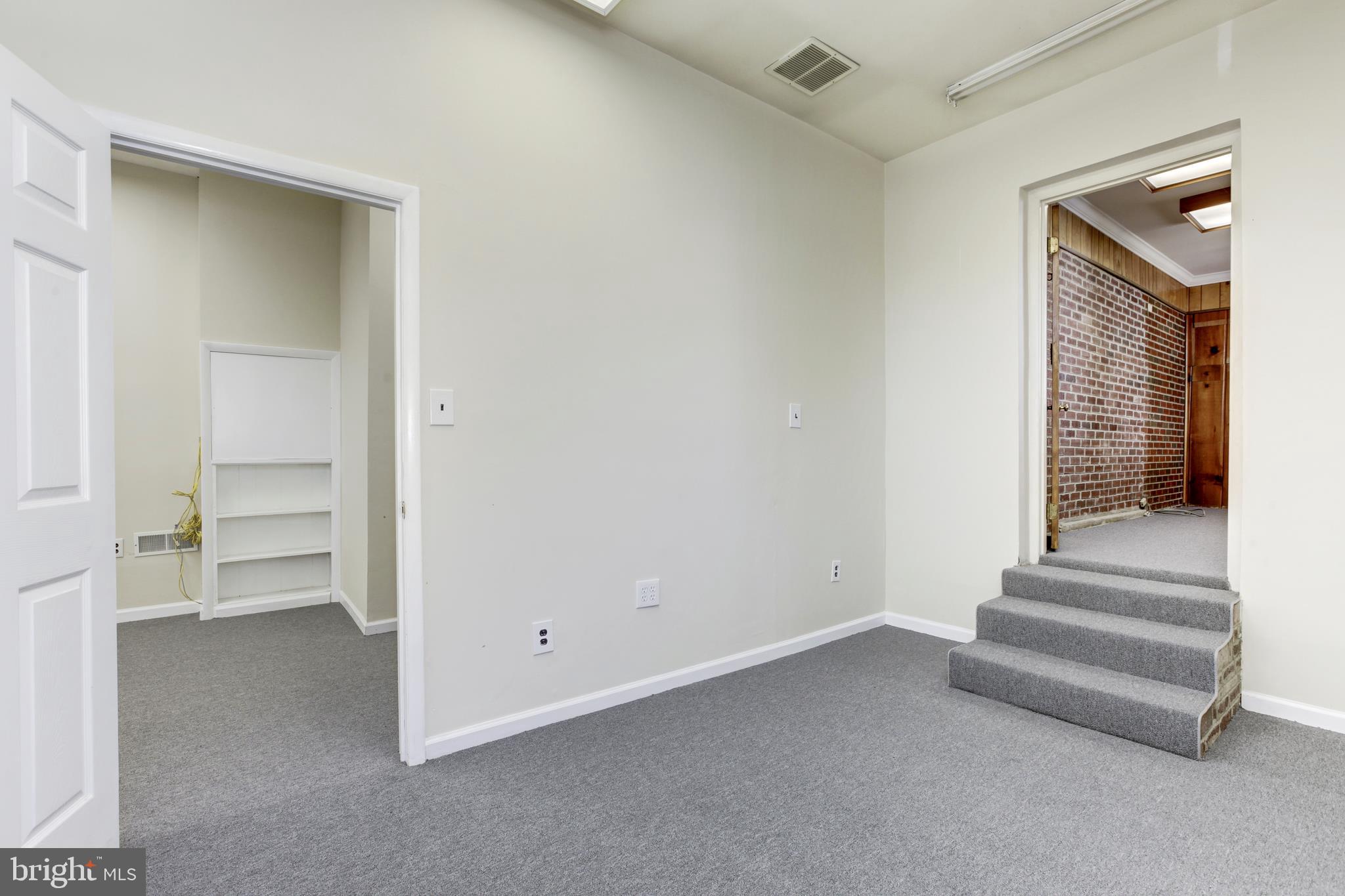 SILVER SPRING - Residential