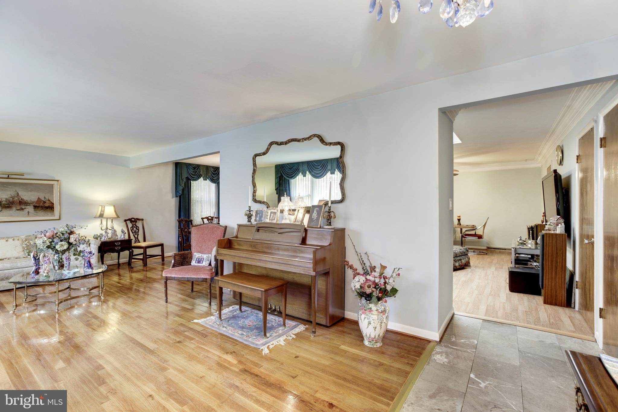 SILVER SPRING - Residential
