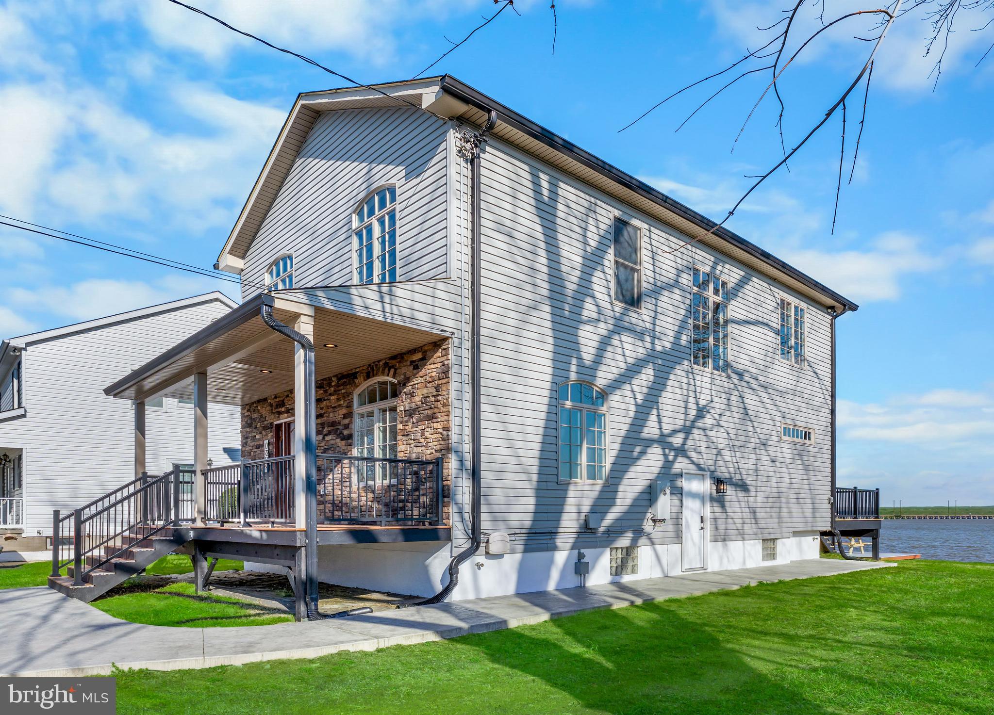 OLIVER BEACH - Residential
