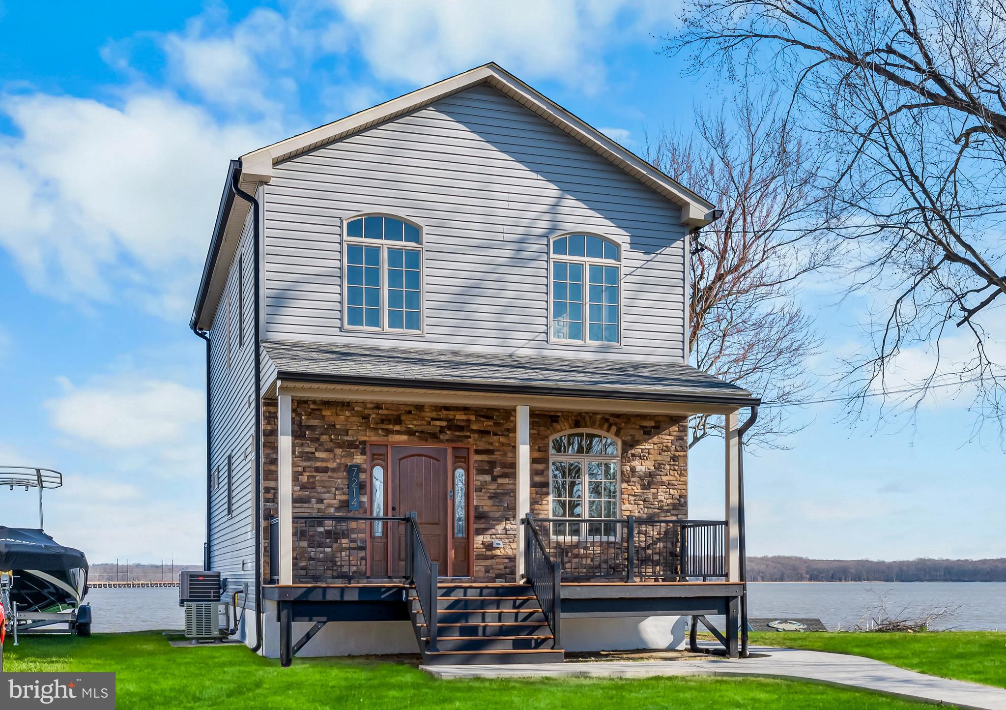 OLIVER BEACH - Residential