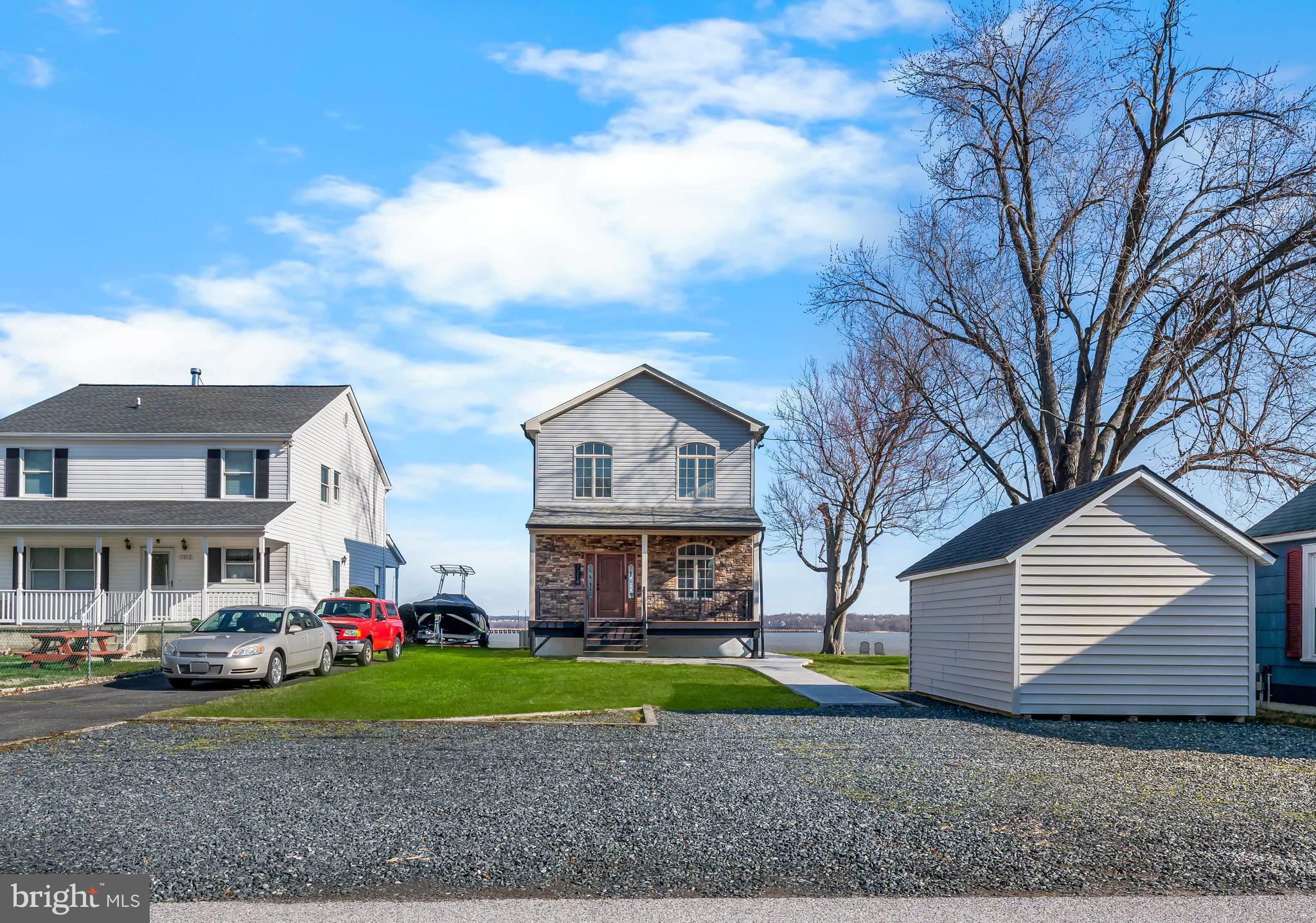 OLIVER BEACH - Residential