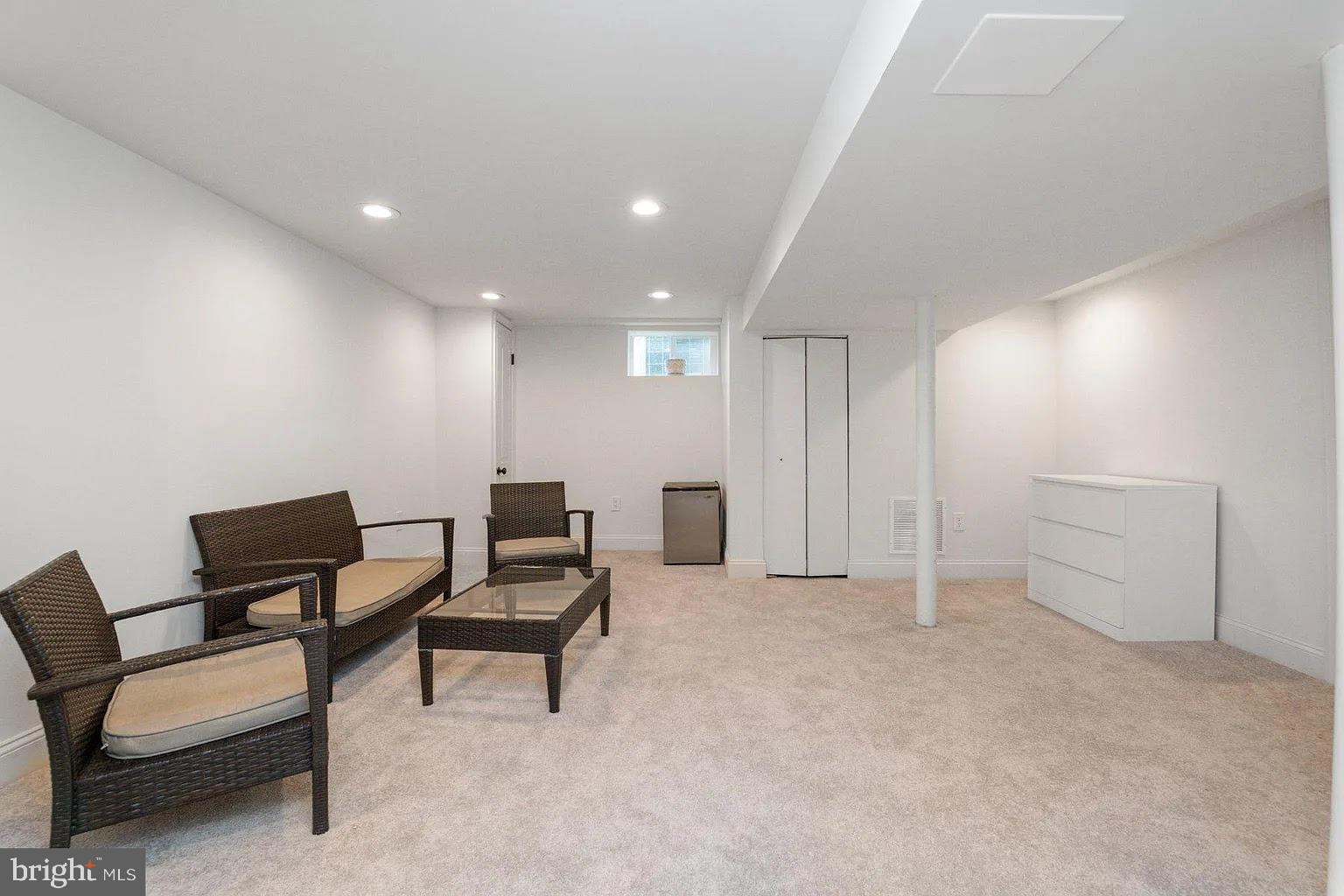 PARKVILLE - Residential Lease