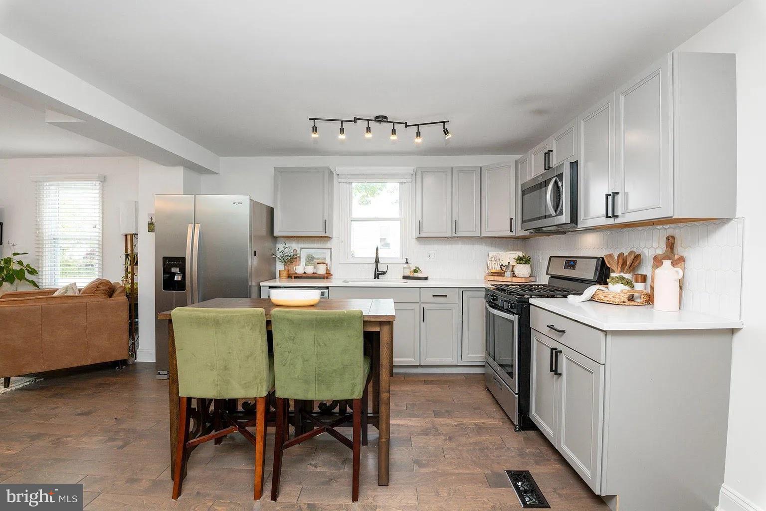 PARKVILLE - Residential Lease