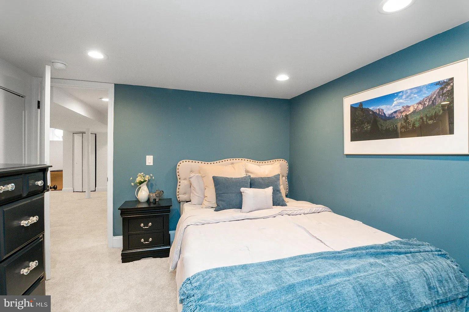 PARKVILLE - Residential Lease