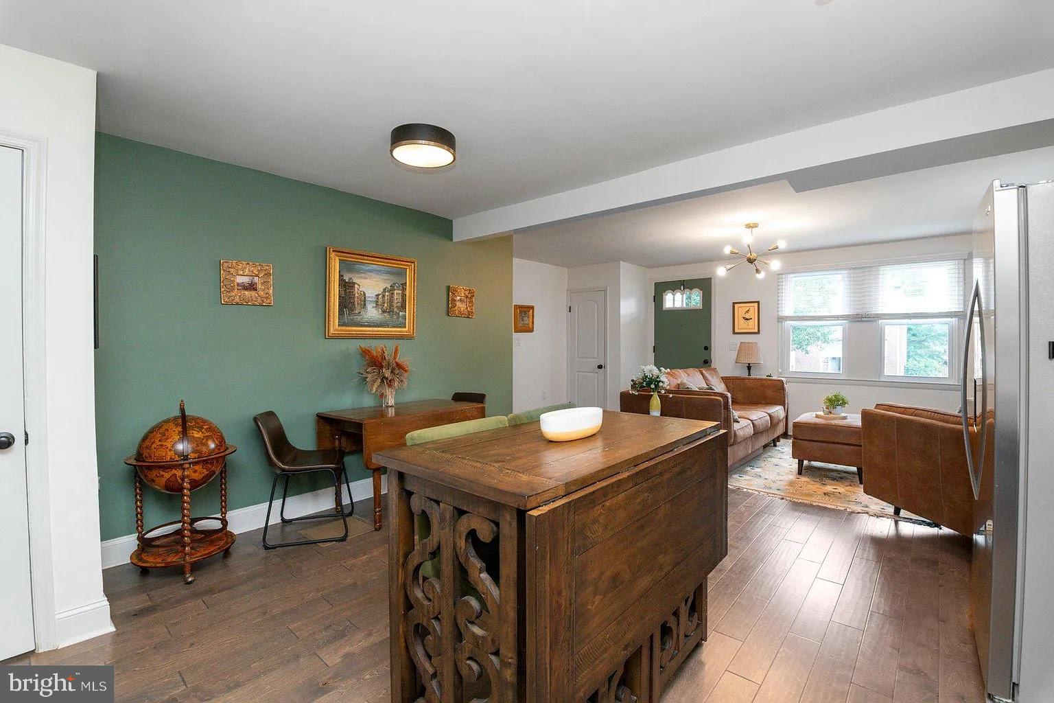 PARKVILLE - Residential Lease