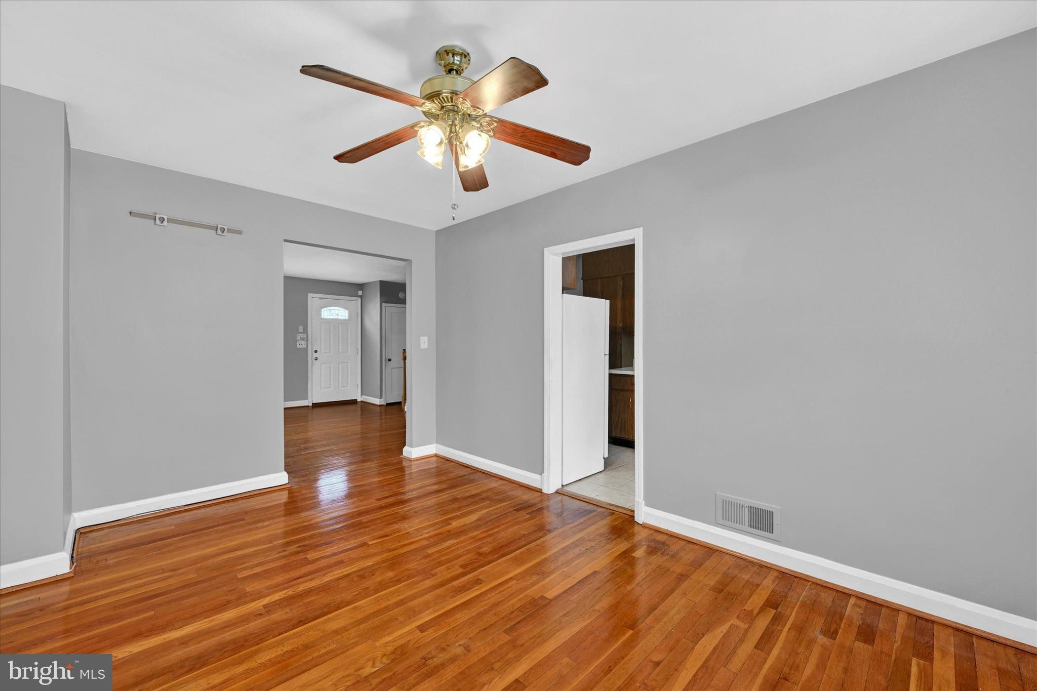IDLEWOOD - Residential