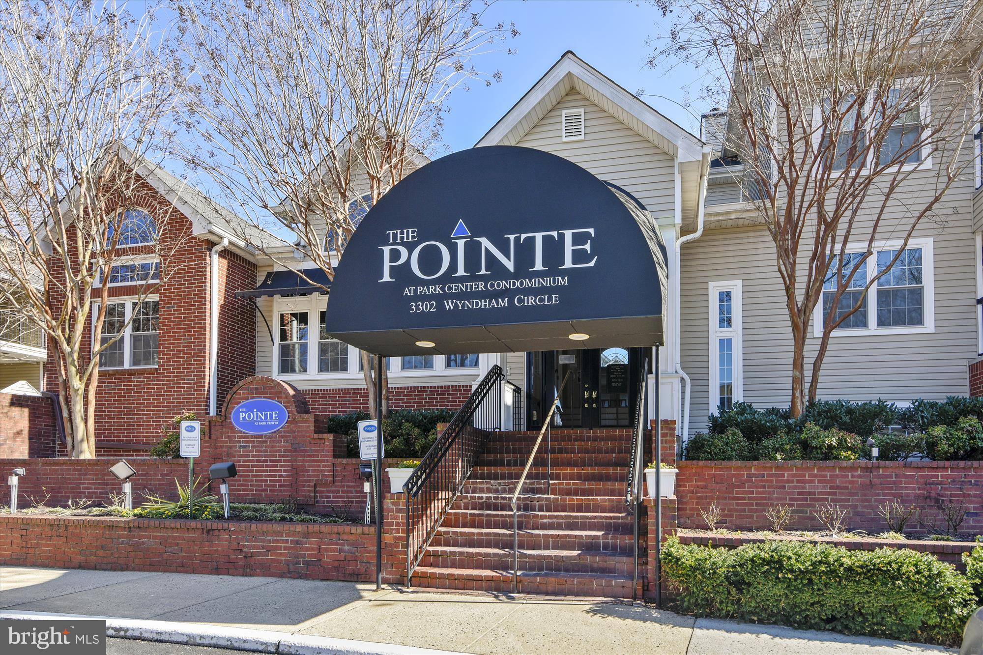POINTE AT PARK CENTER - Residential Lease