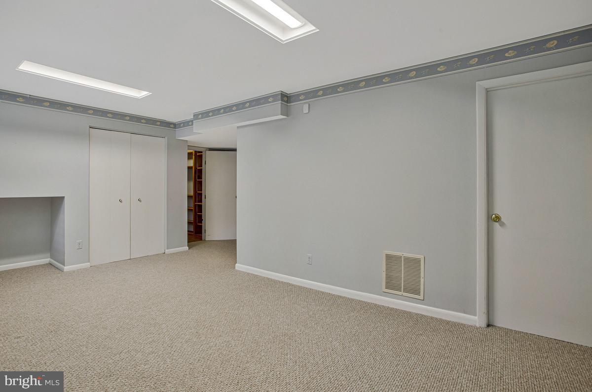 WILDE LAKE - Residential