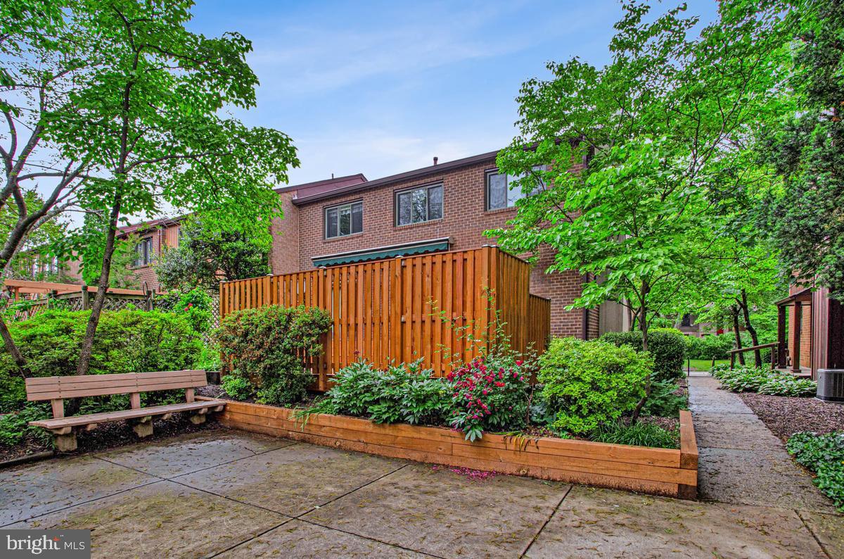 WILDE LAKE - Residential