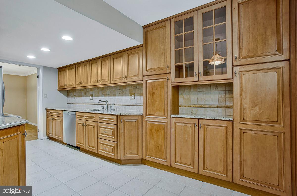WILDE LAKE - Residential