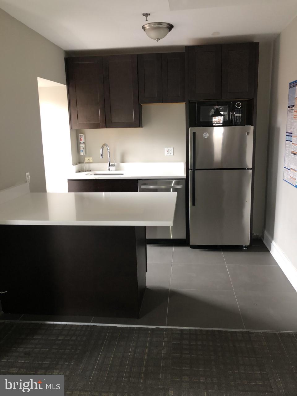 LOGAN/SHAW - Commercial Sale