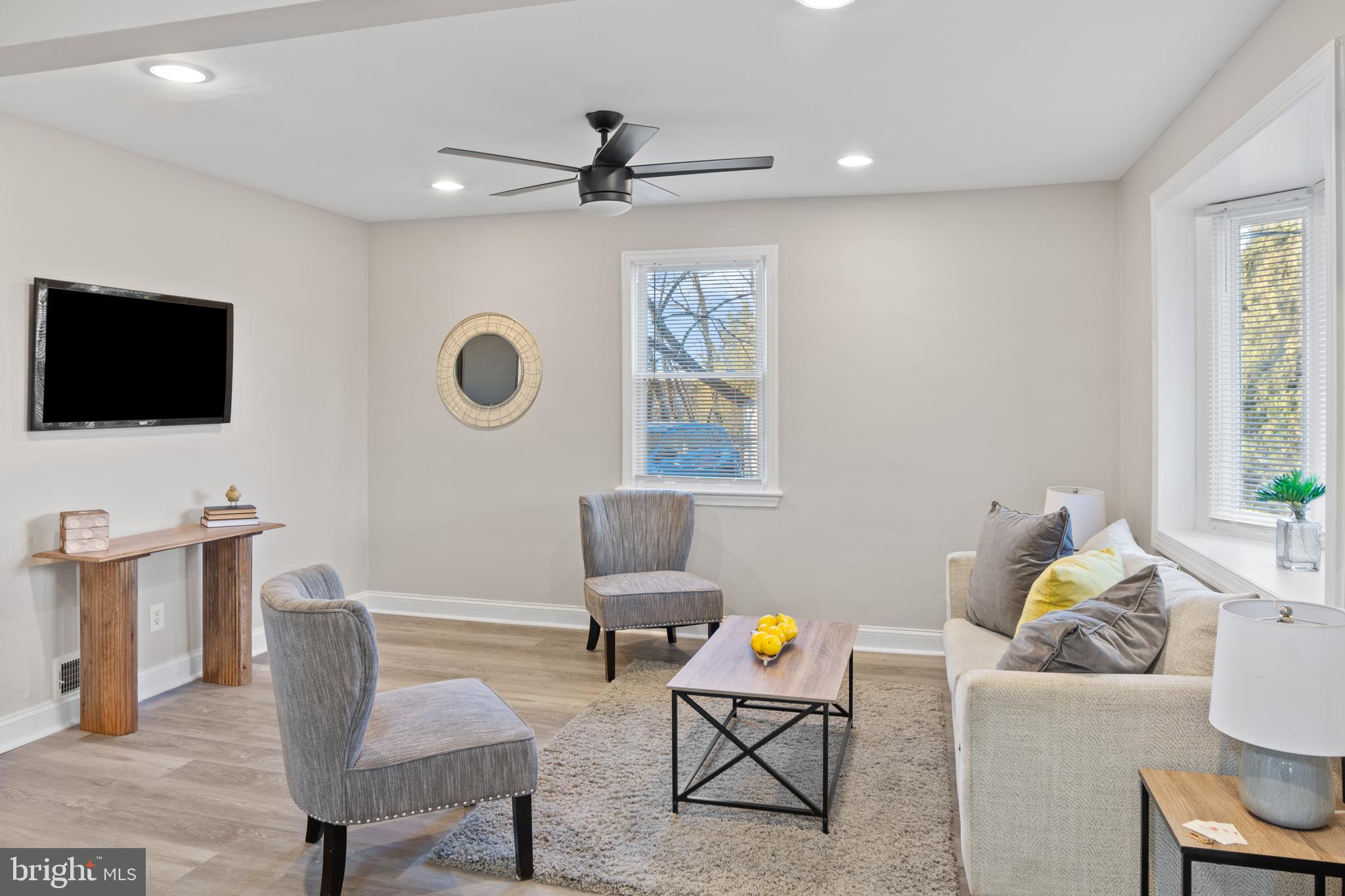 CHAPEL OAKS - Residential
