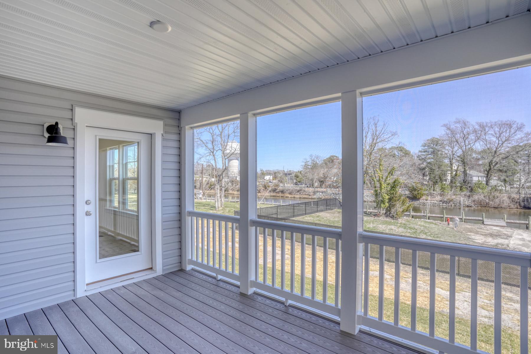 OYSTER HOUSE VILLAGE - Residential