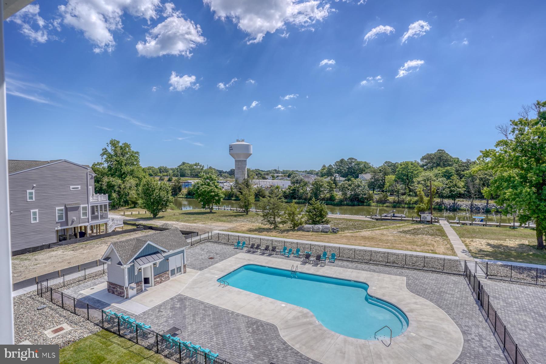 OYSTER HOUSE VILLAGE - Residential