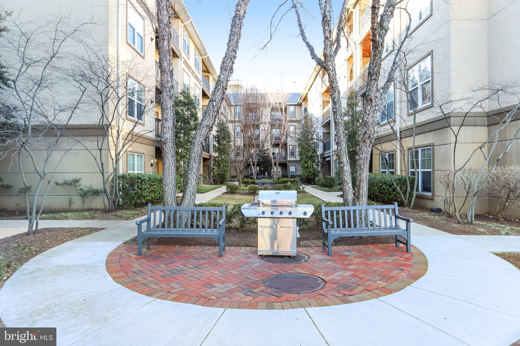 WHITE FLINT STATION - Residential