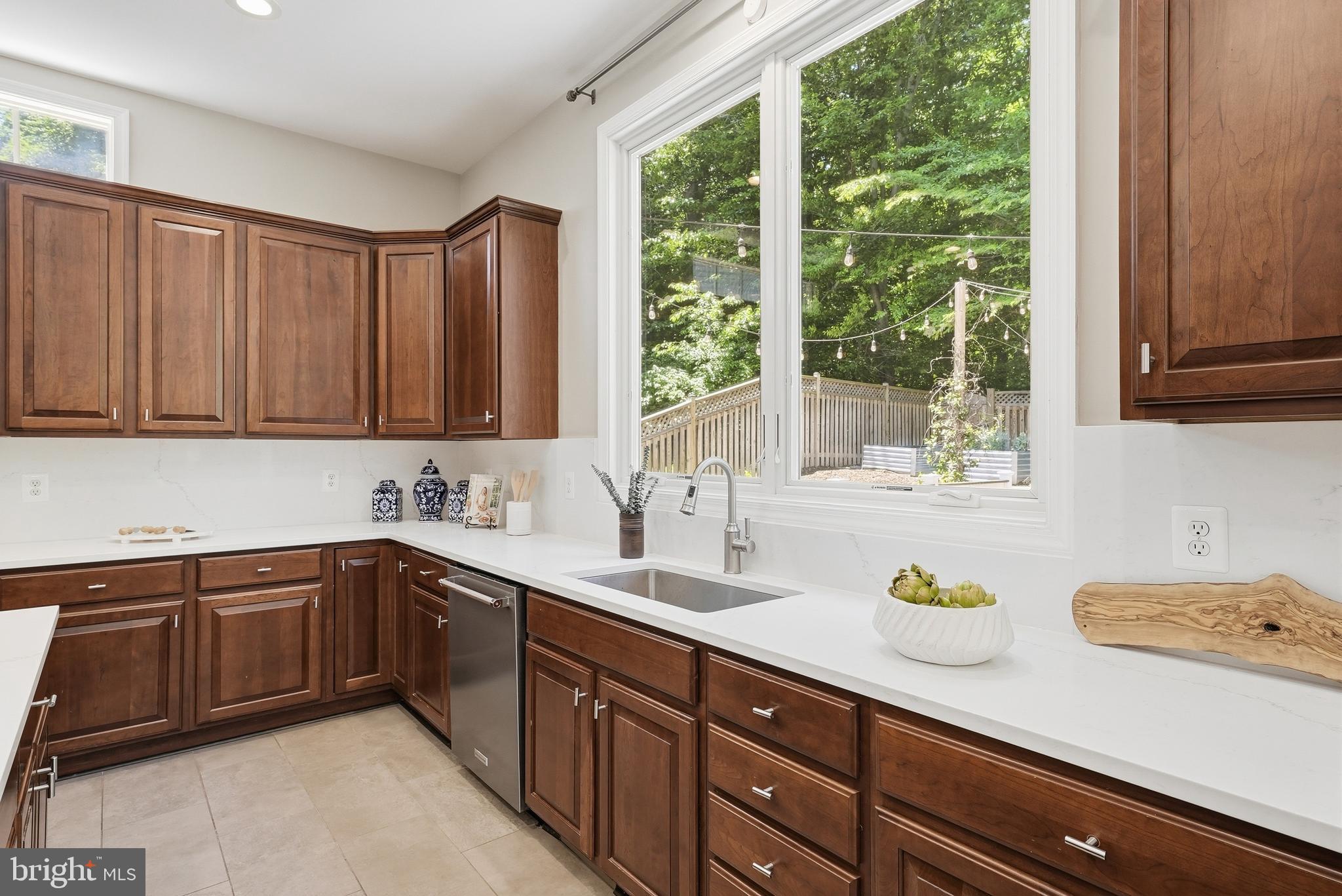 GAMBRILL WOODS - Residential