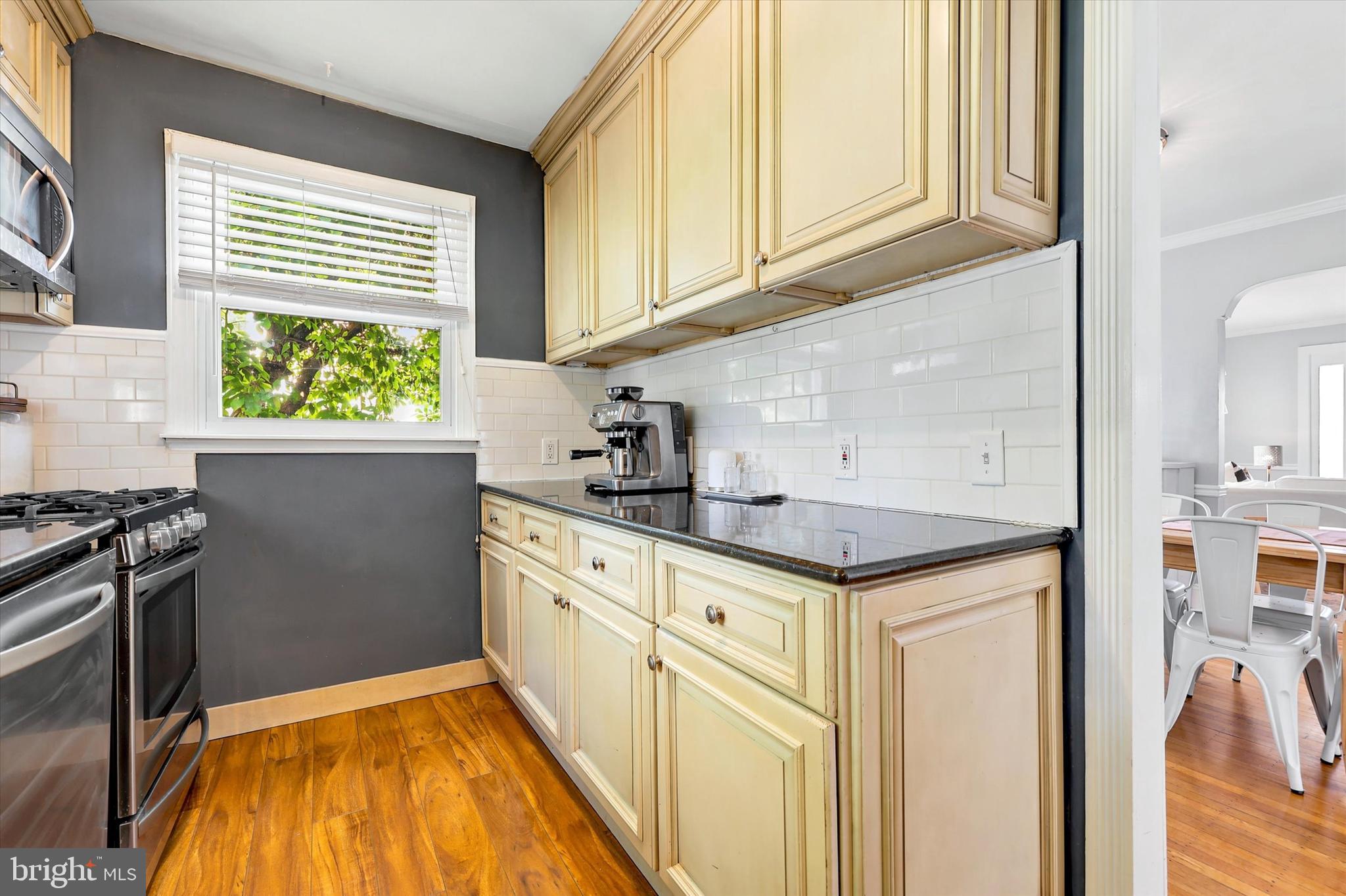 GLENSIDE - Residential