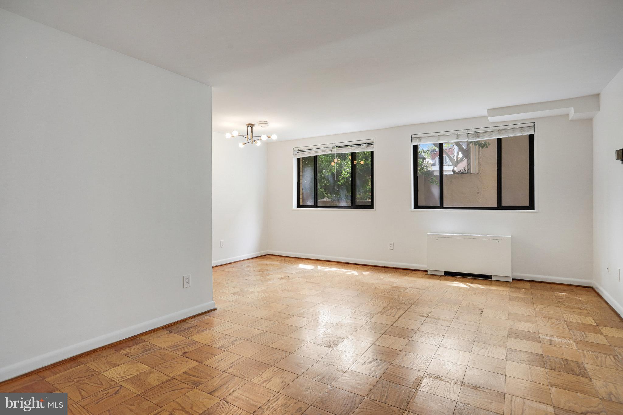 CAPITOL HILL - Residential