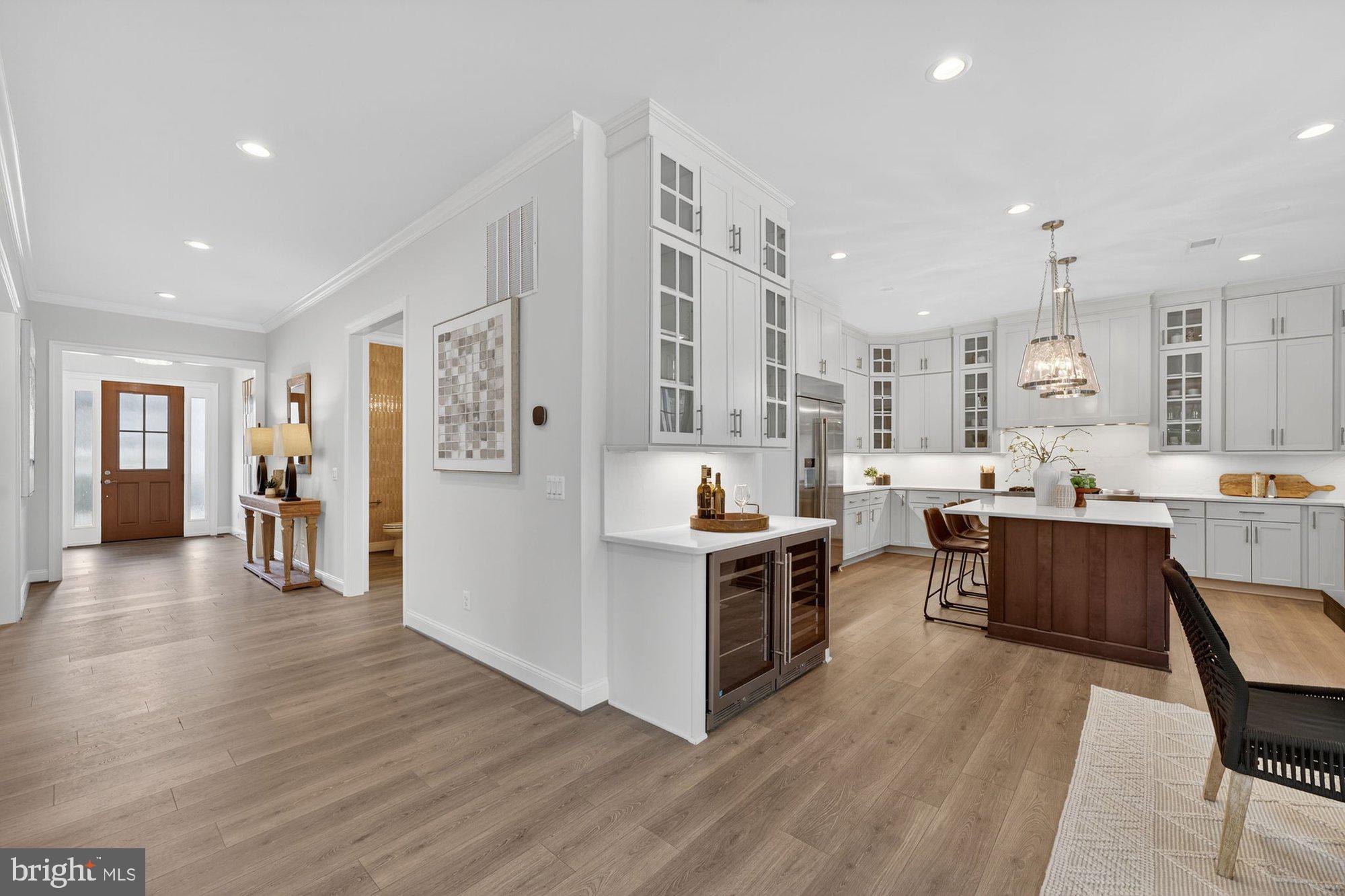 VIENNA WOODS - Residential