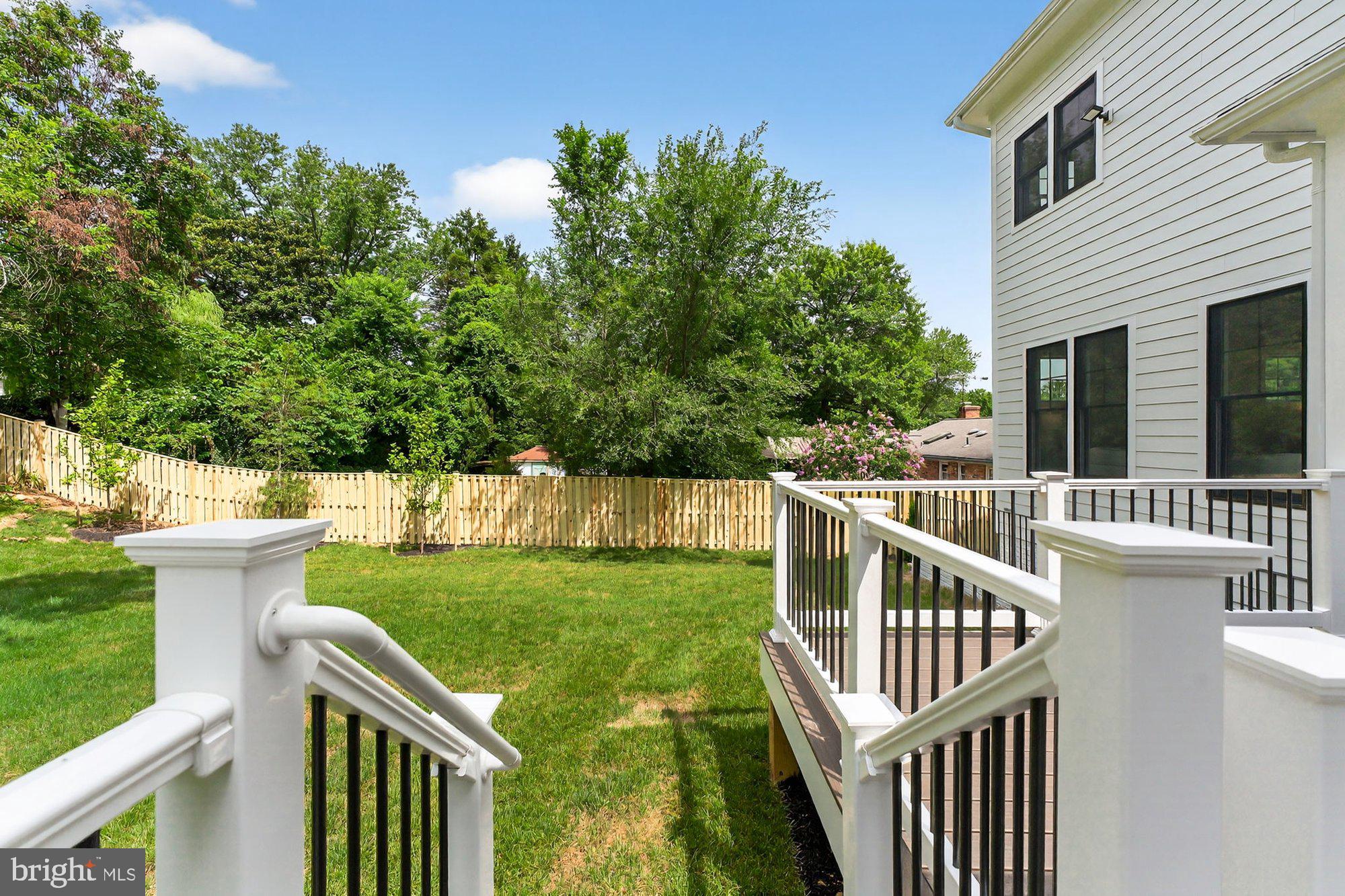 VIENNA WOODS - Residential
