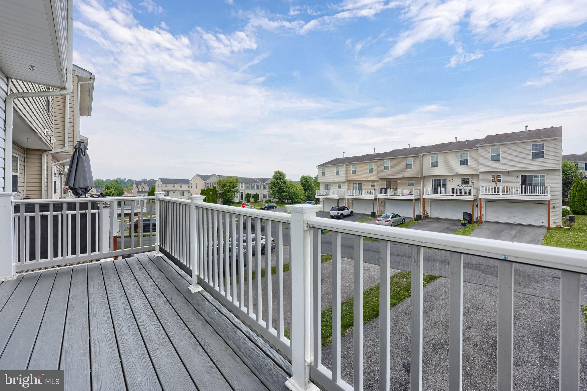 HAWTHORNE RIDGE - Residential