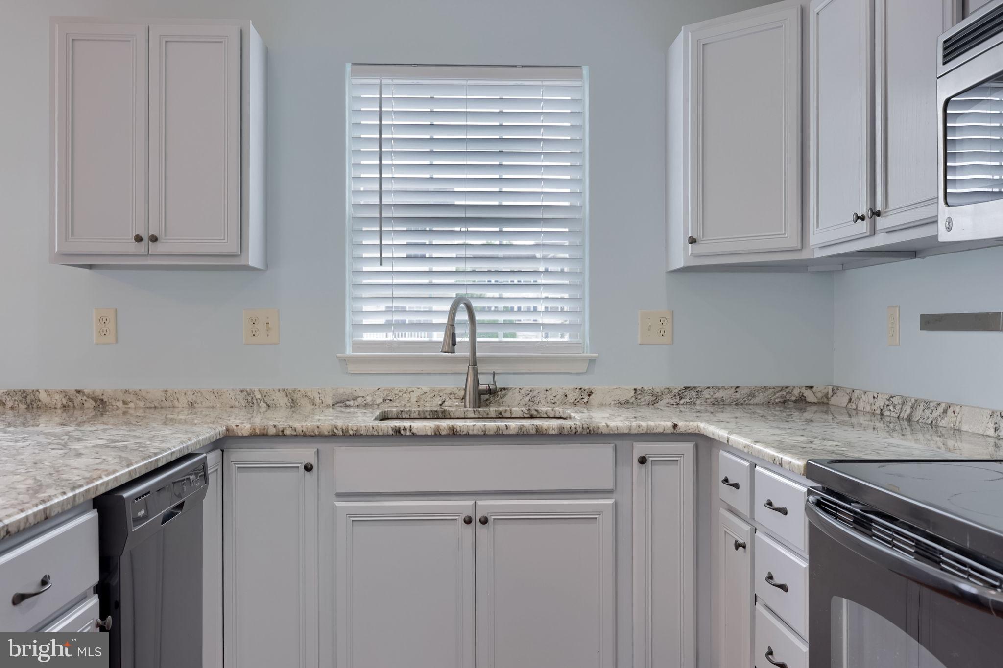 HAWTHORNE RIDGE - Residential