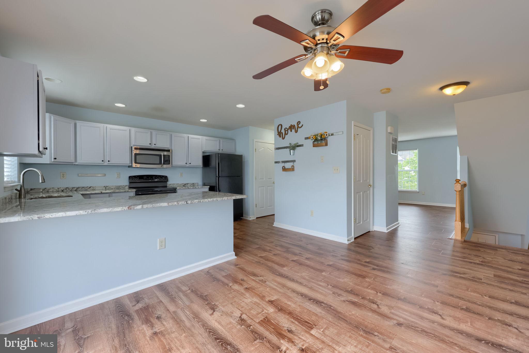 HAWTHORNE RIDGE - Residential