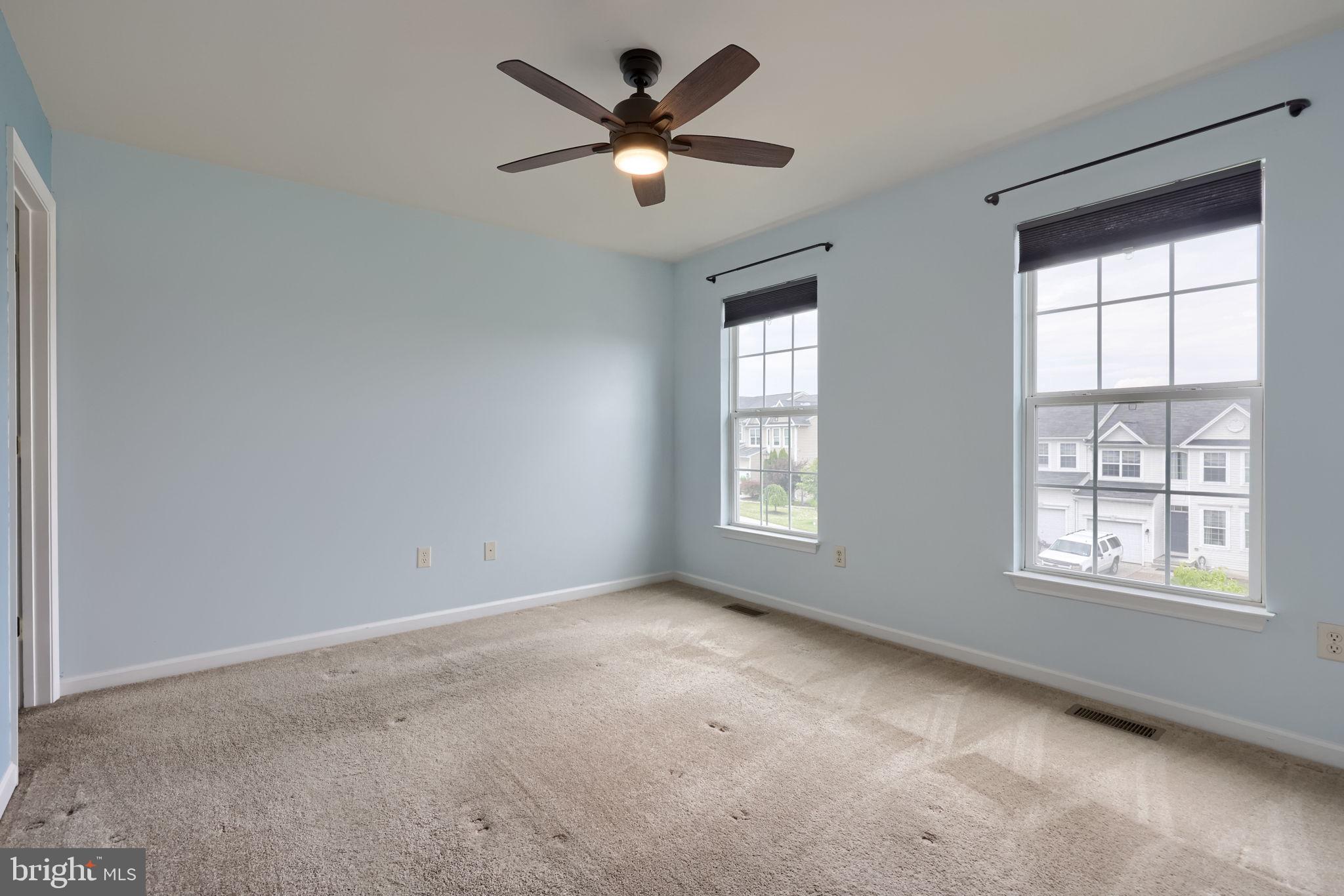 HAWTHORNE RIDGE - Residential