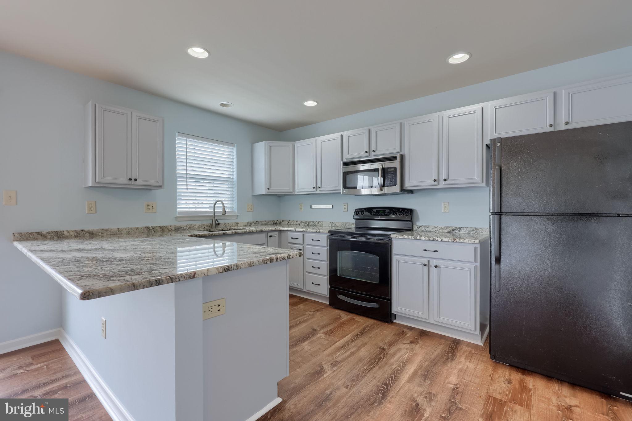 HAWTHORNE RIDGE - Residential