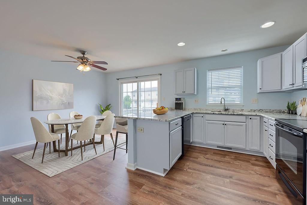 HAWTHORNE RIDGE - Residential
