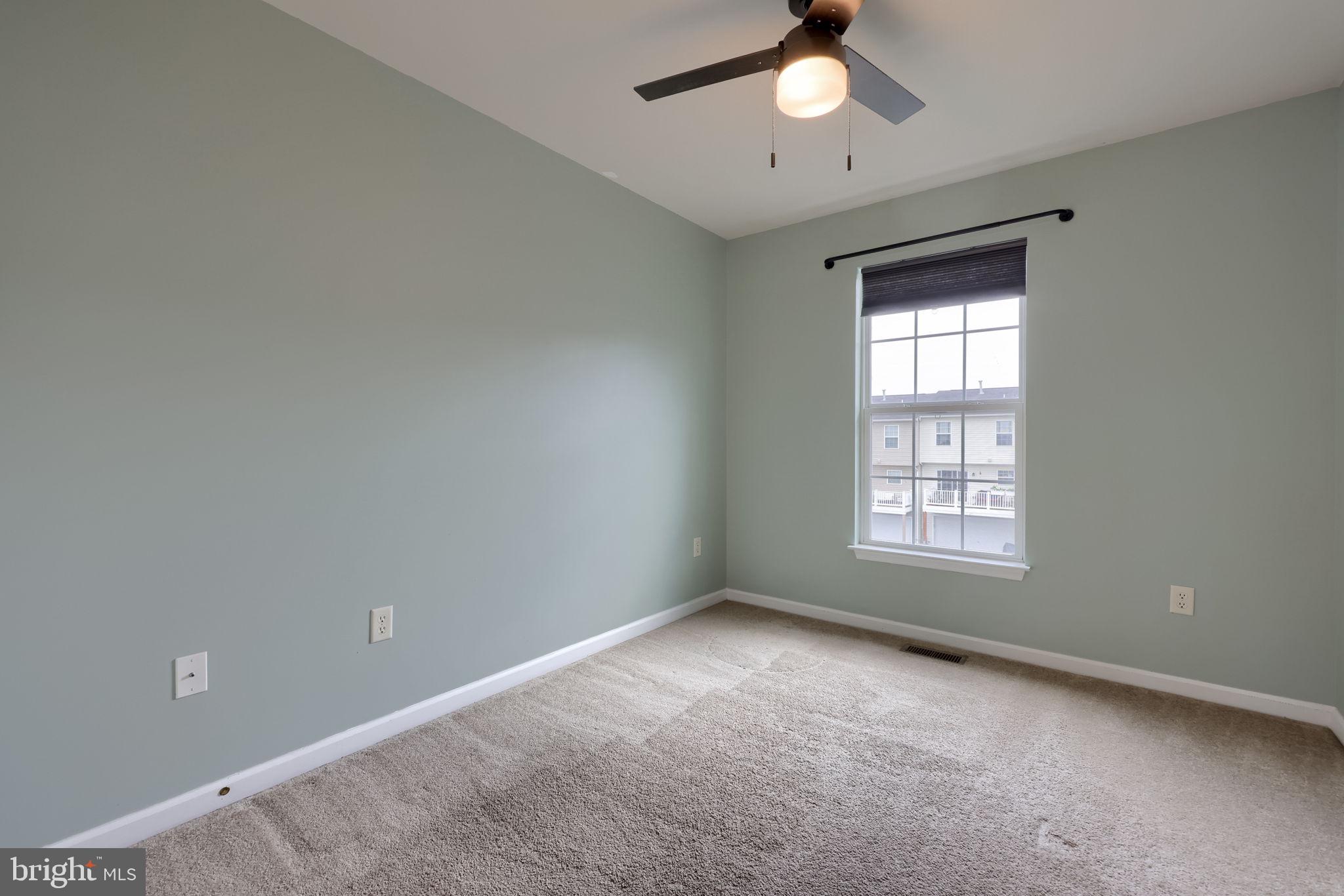 HAWTHORNE RIDGE - Residential