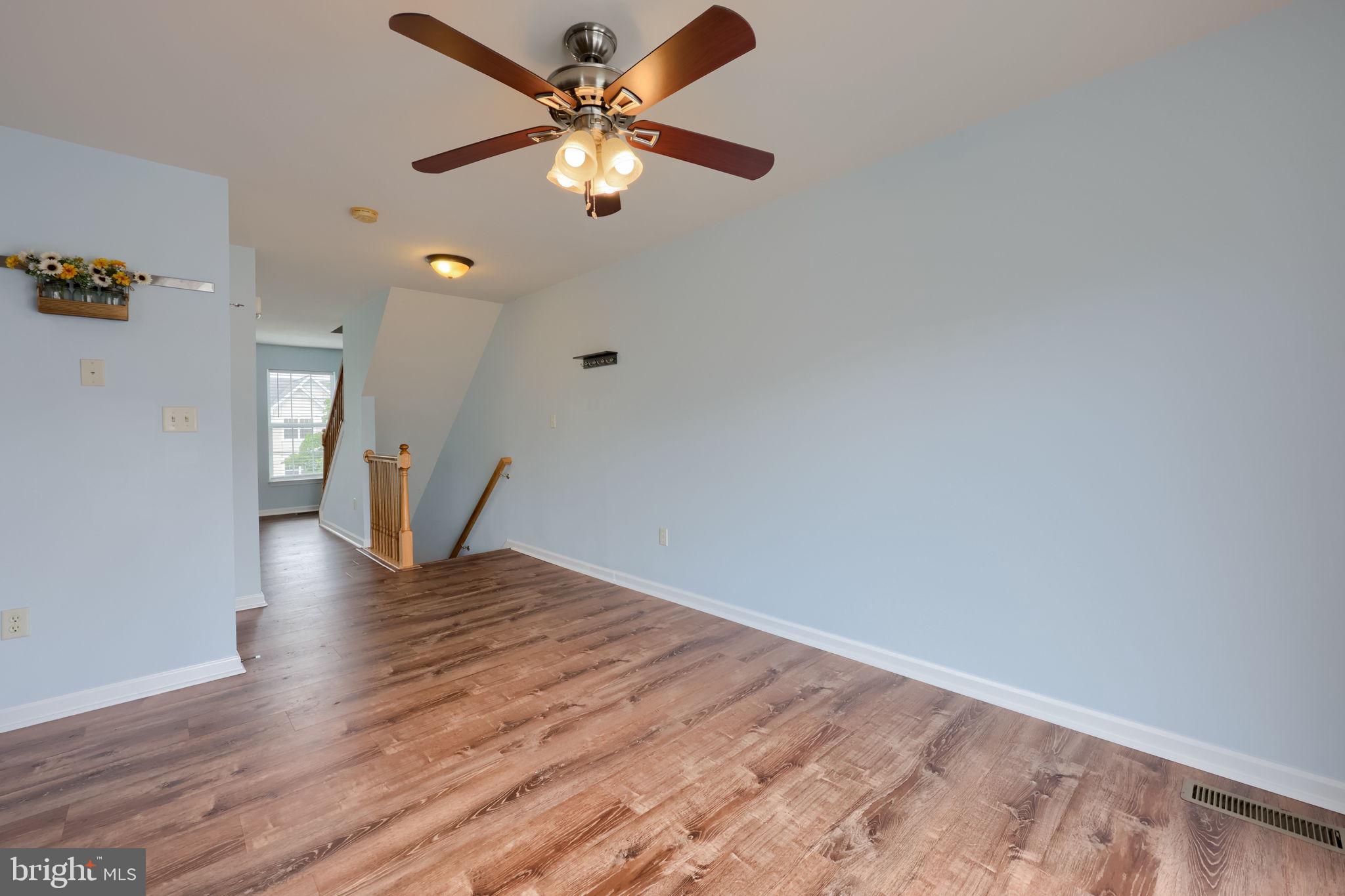 HAWTHORNE RIDGE - Residential
