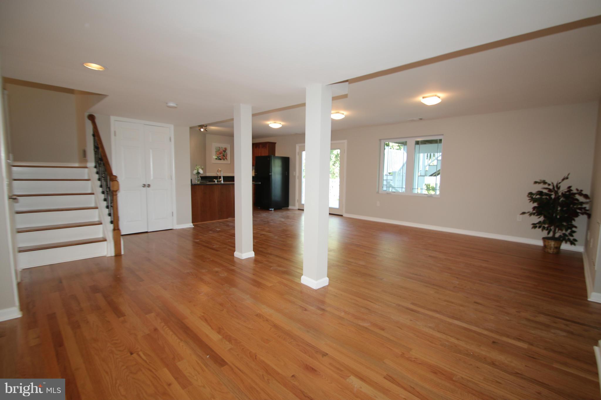 SUNSHINE ACRES - Residential