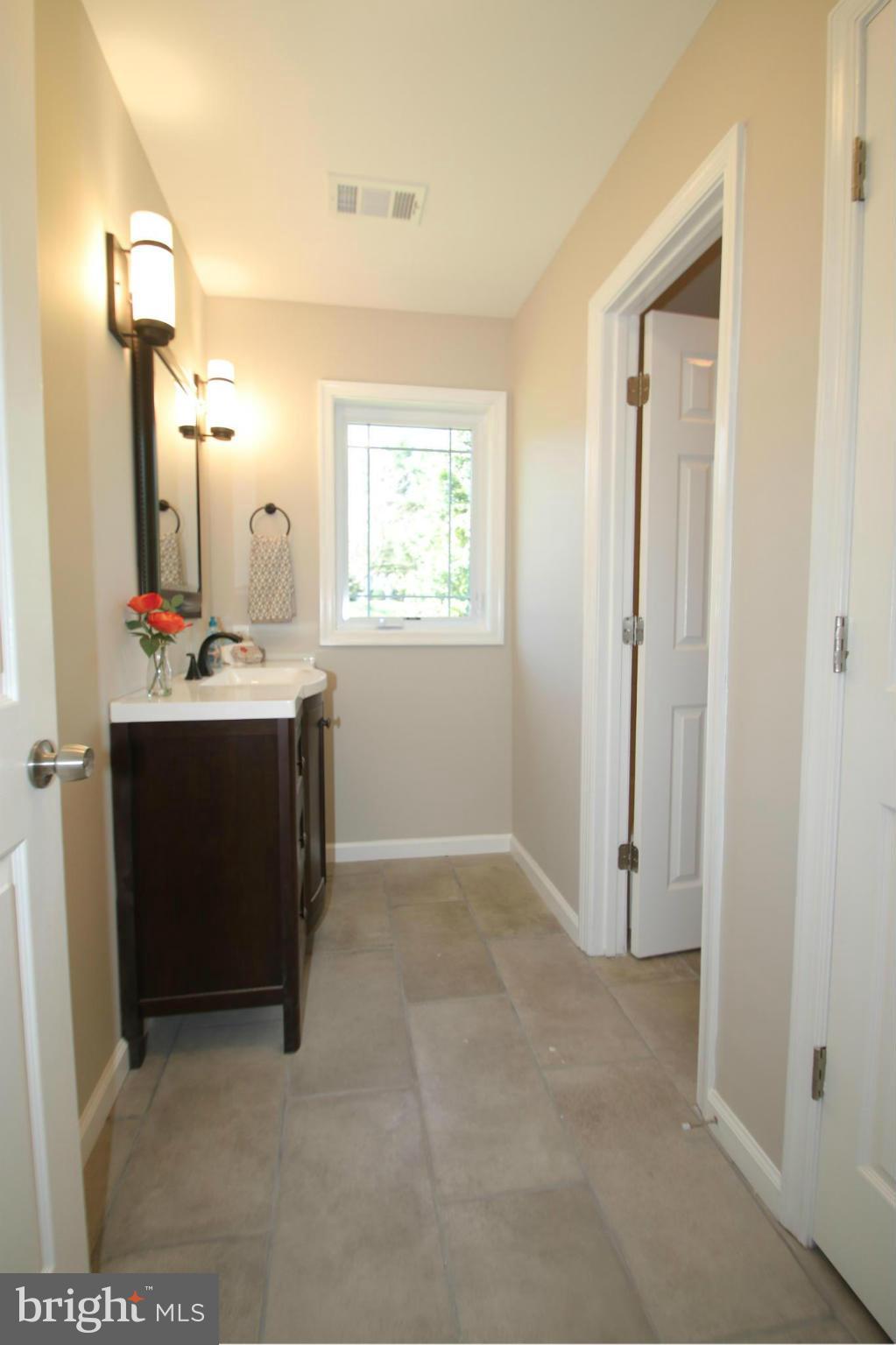 SUNSHINE ACRES - Residential