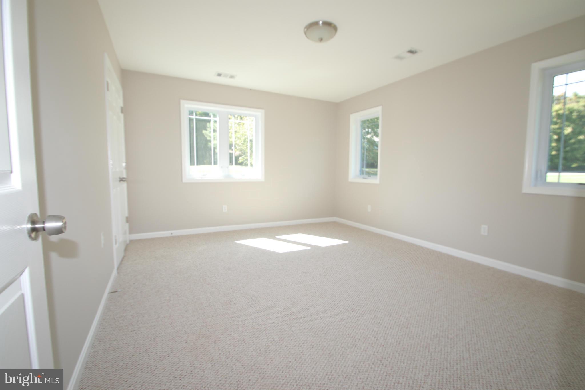 SUNSHINE ACRES - Residential