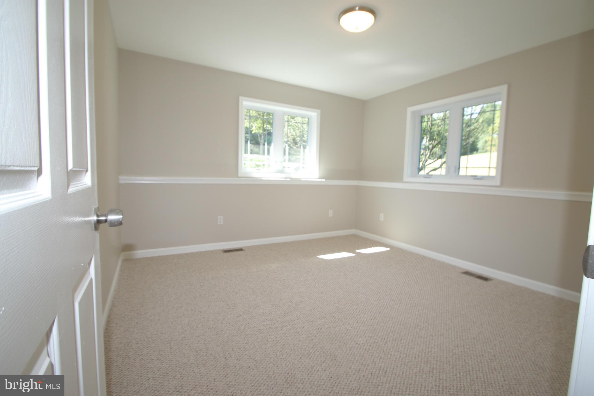 SUNSHINE ACRES - Residential