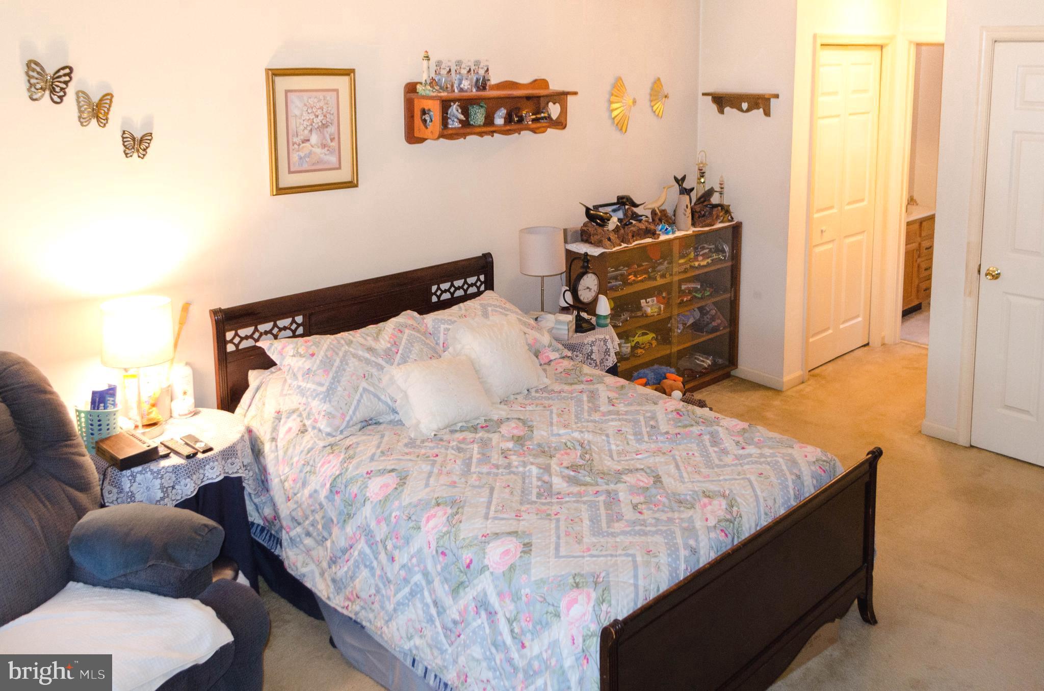 WINDSOR CROSSING - Residential