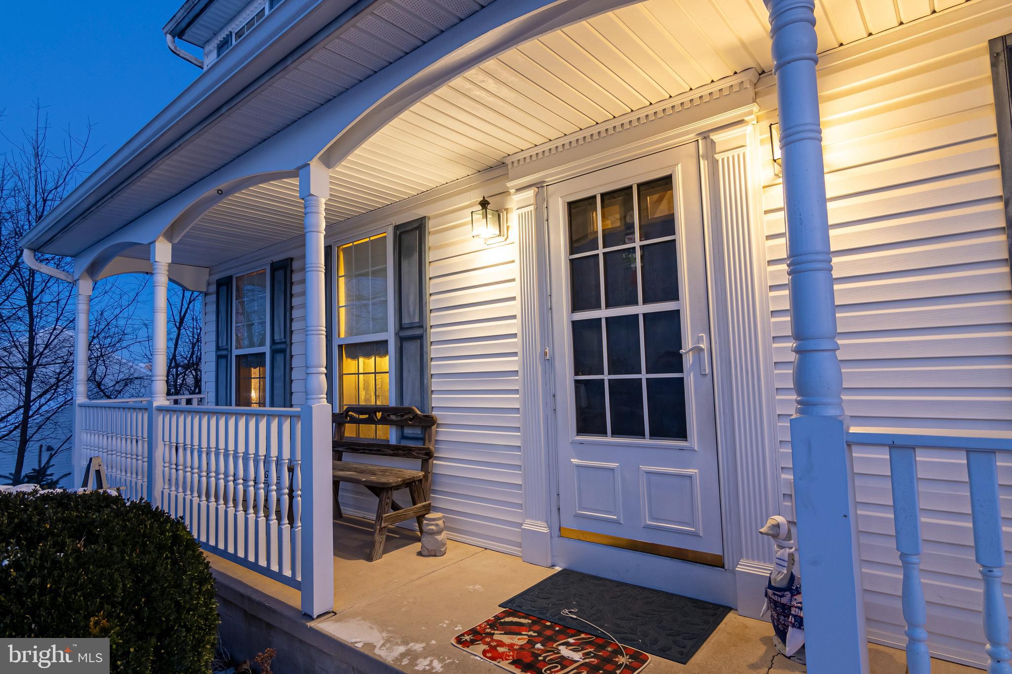 WINDSOR CROSSING - Residential