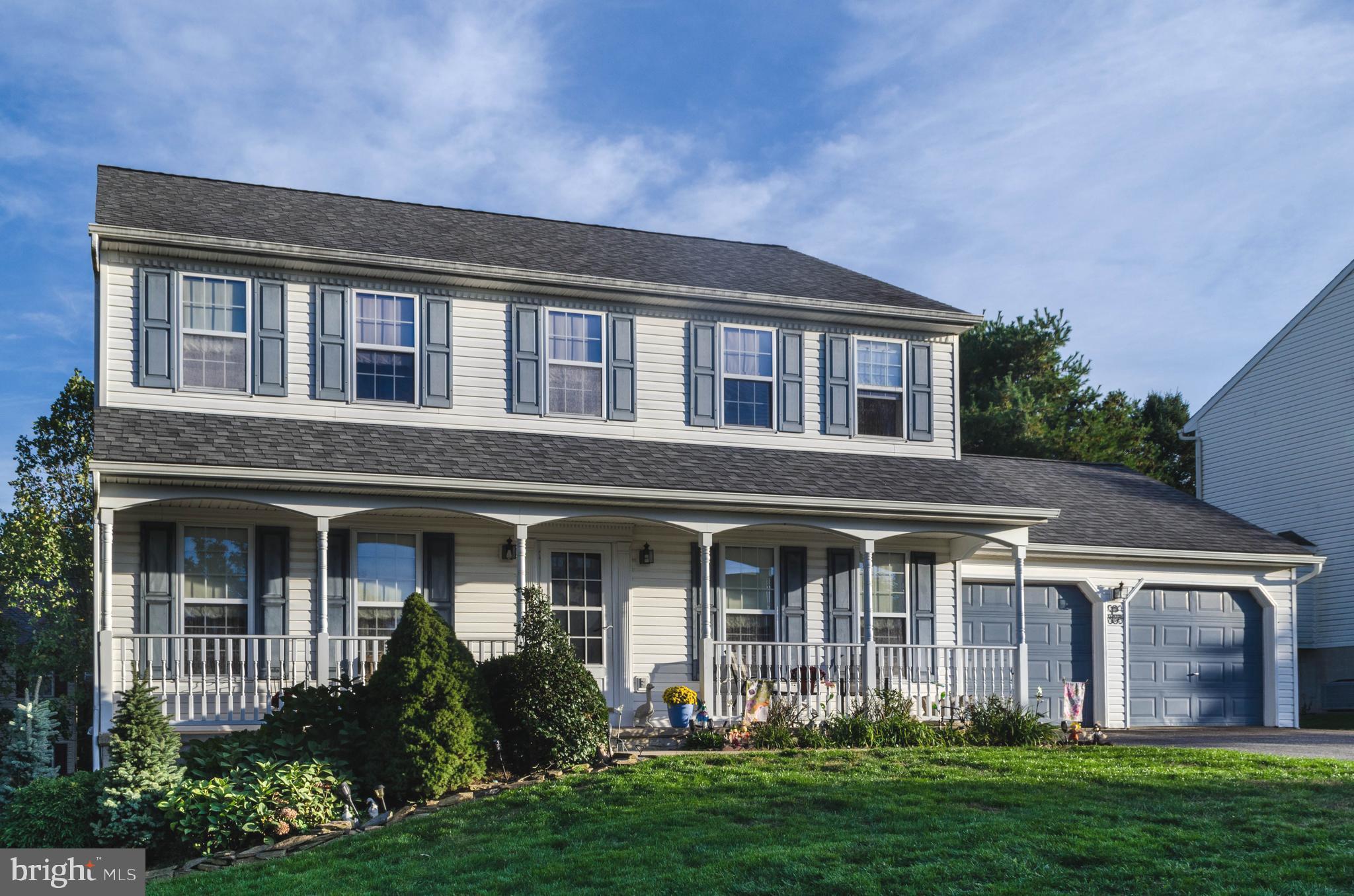 WINDSOR CROSSING - Residential