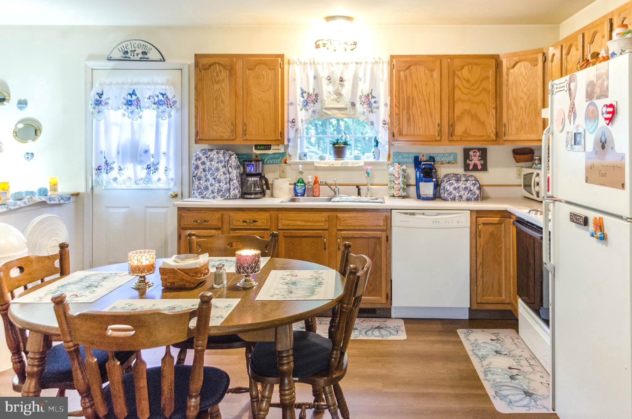 WINDSOR CROSSING - Residential