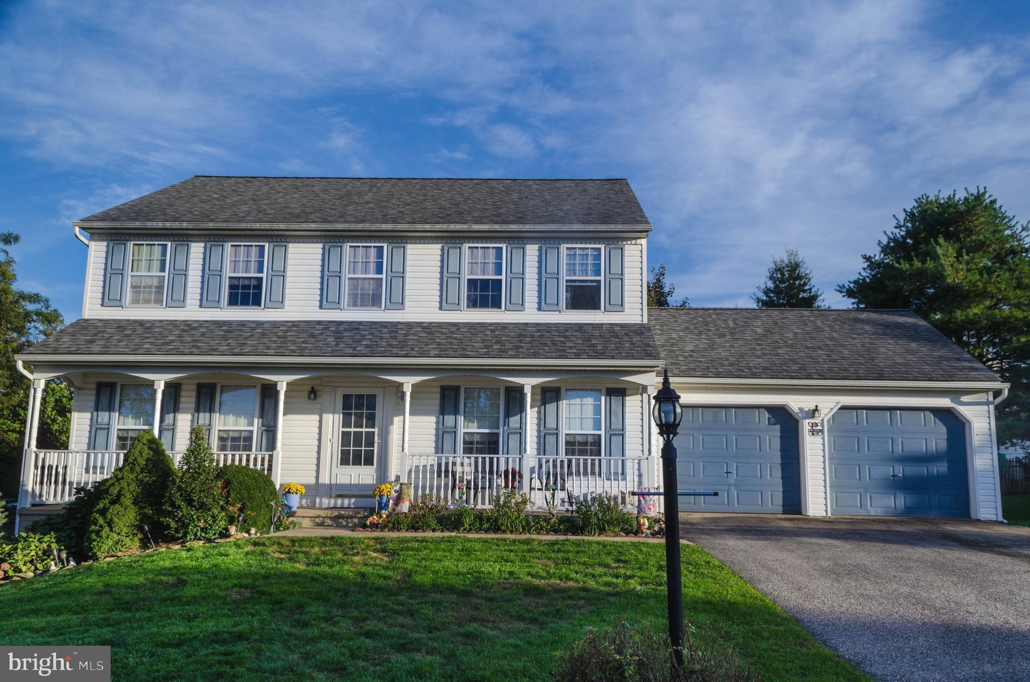 WINDSOR CROSSING - Residential
