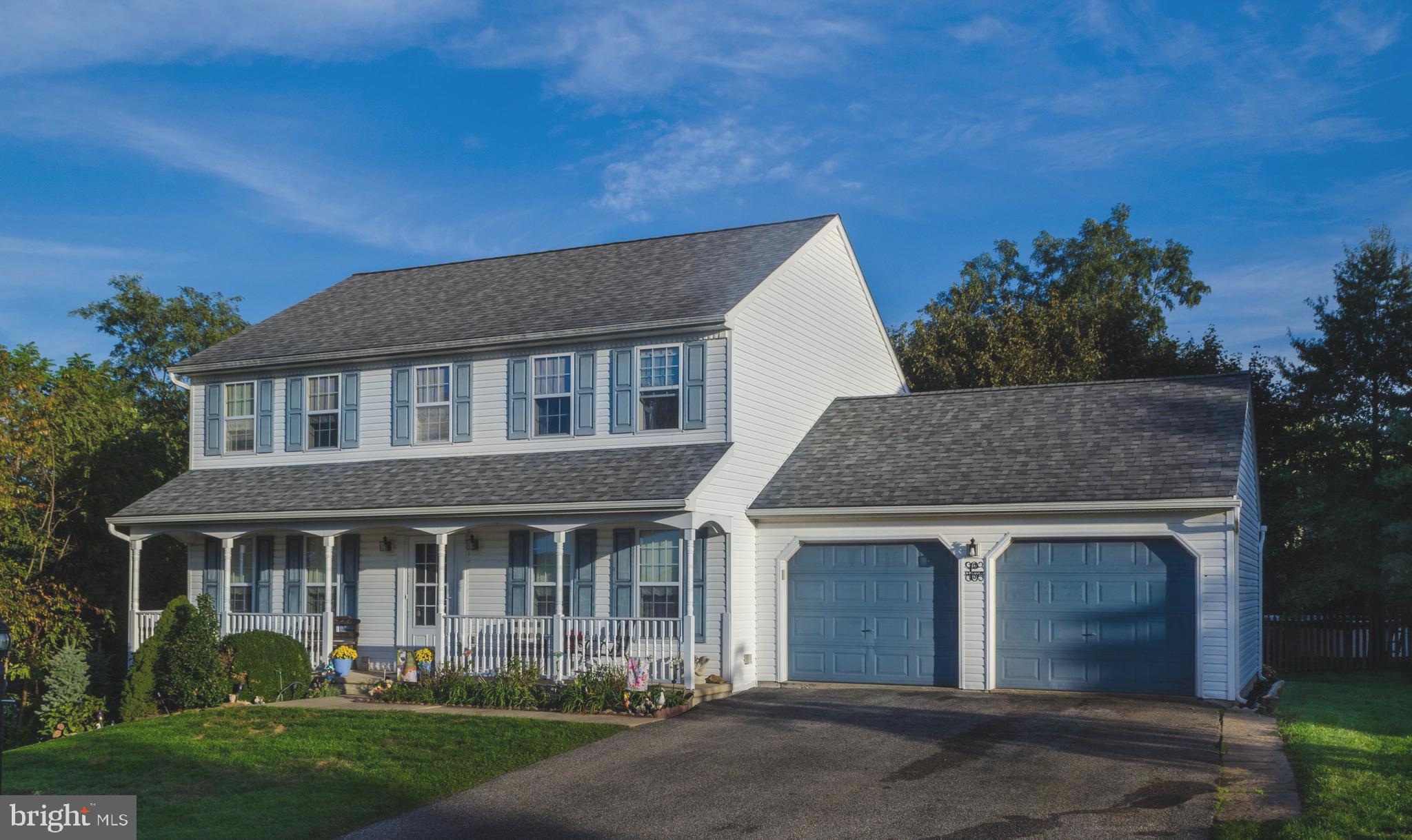 WINDSOR CROSSING - Residential