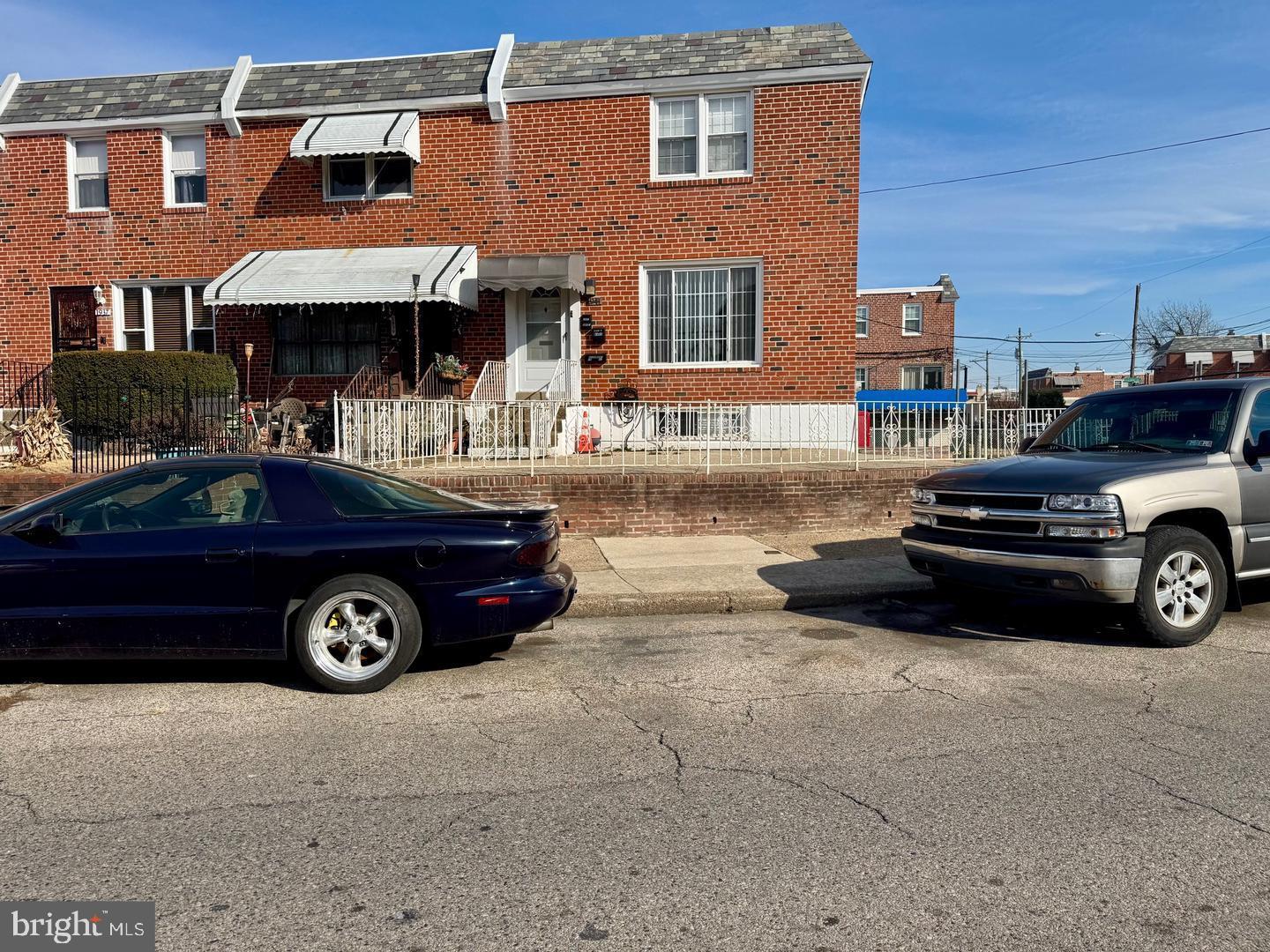 GRAYS FERRY - Residential Income