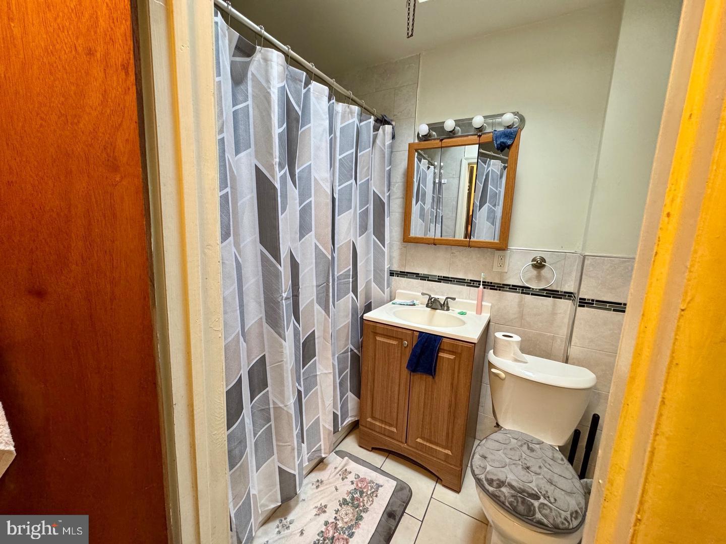 GRAYS FERRY - Residential Income