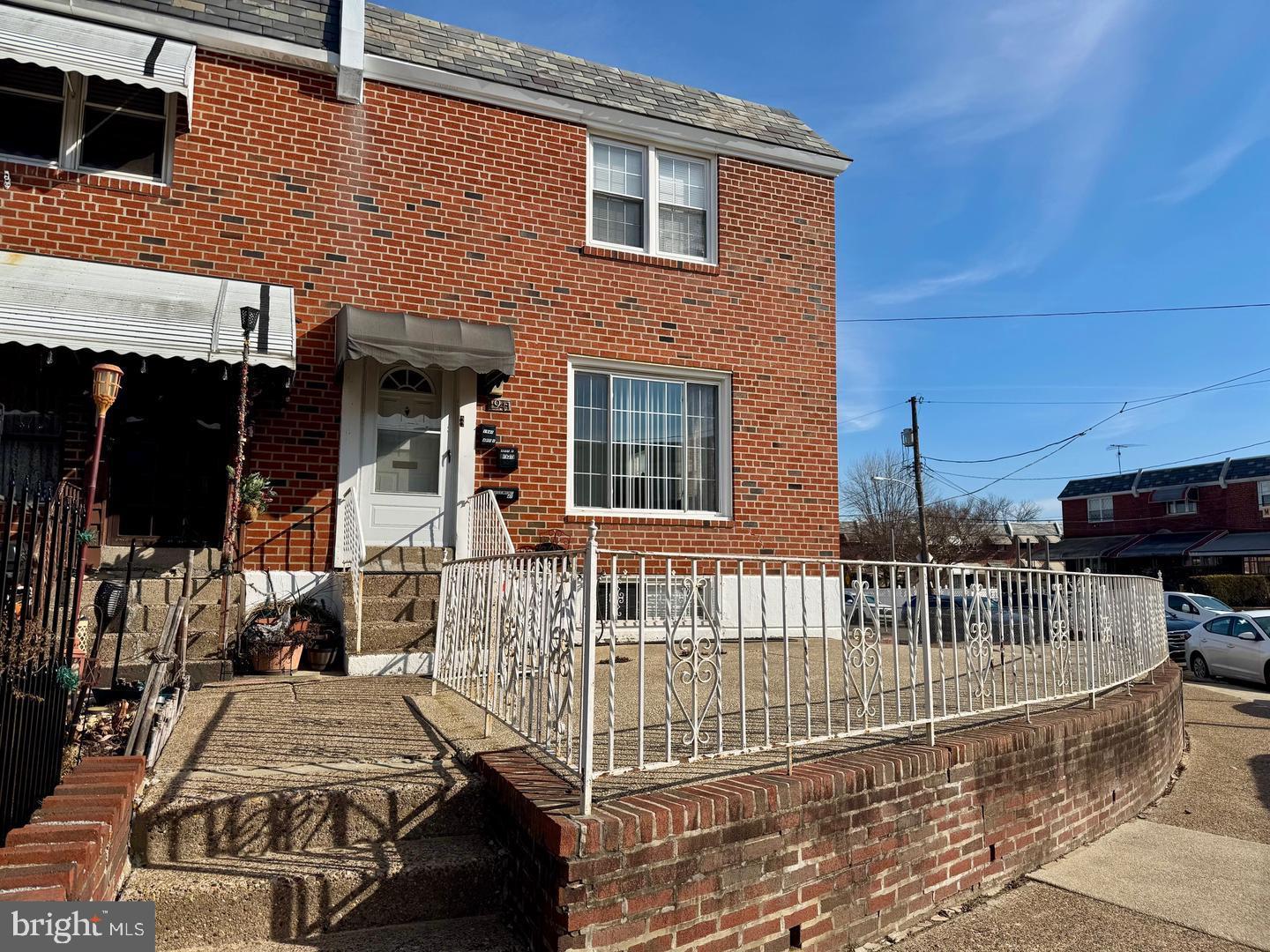 GRAYS FERRY - Residential Income