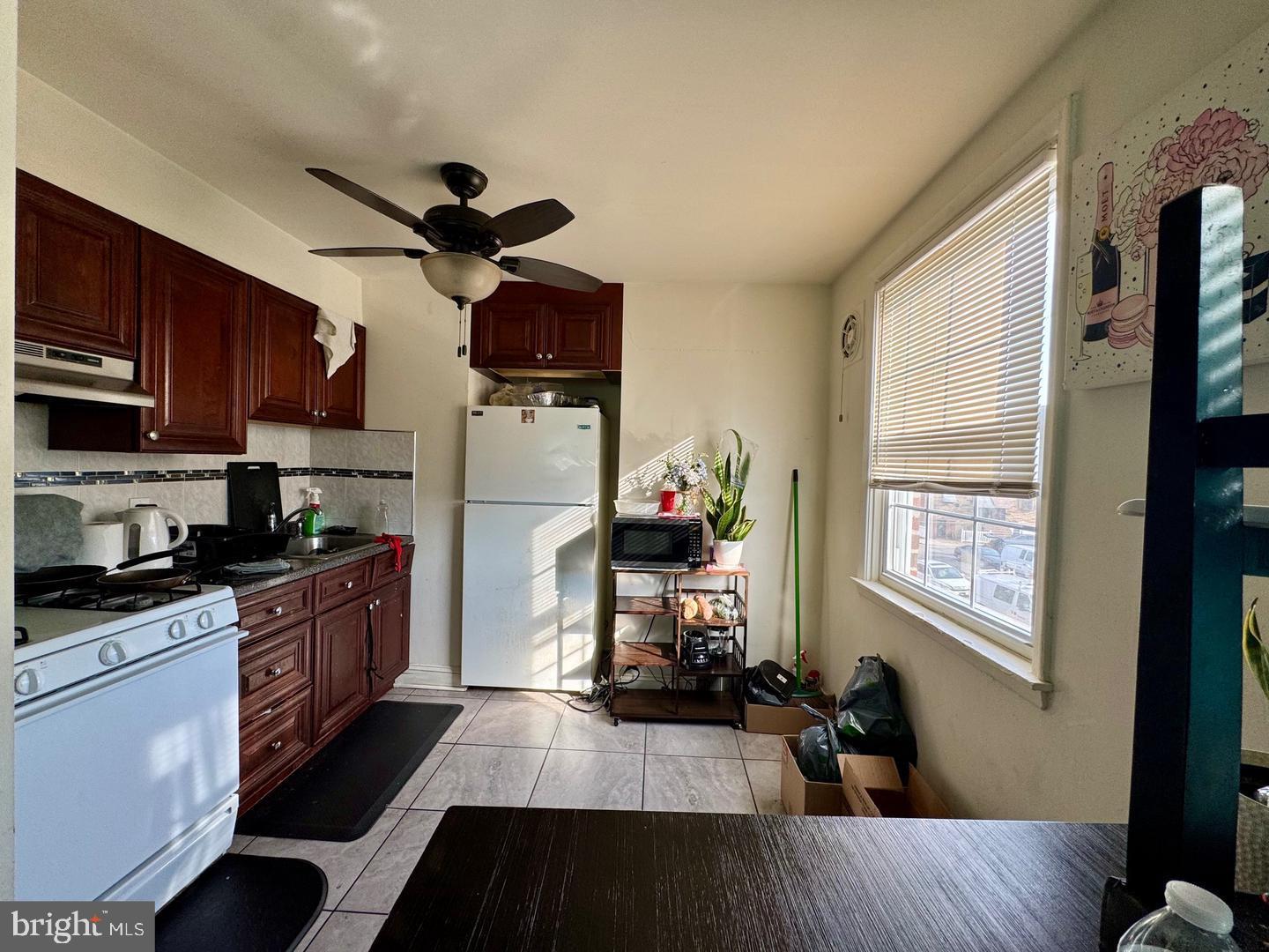 GRAYS FERRY - Residential Income